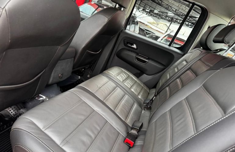 Volkswagen Amarok 3.0 V6 TDi Highline Extreme CD 4motion - Foto #10