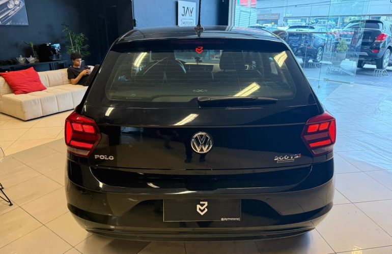 Volkswagen Polo 1.0 200 TSi Highline Automático - Foto #5