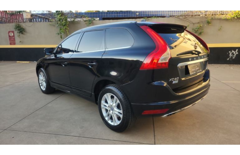 Volvo Xc60 2.0 T5 Momentum Gasolina 4p Automático - Foto #6