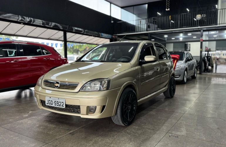 Chevrolet Corsa Hatch Joy - Foto #1