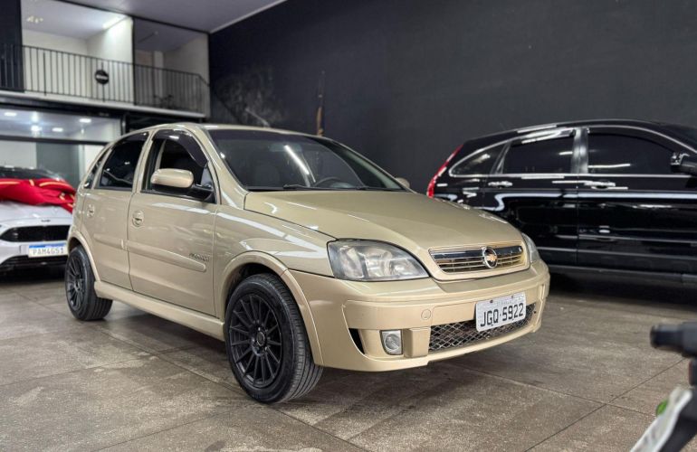 Chevrolet Corsa Hatch Joy - Foto #2