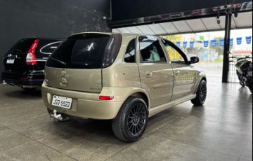 Chevrolet Corsa Hatch Joy - Foto #3