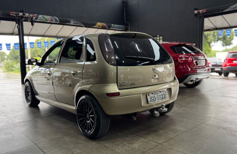 Chevrolet Corsa Hatch Joy - Foto #4