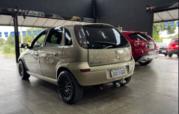 Chevrolet Corsa Hatch Joy - Foto #4
