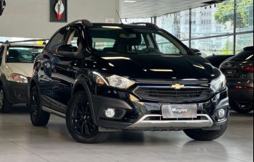 Chevrolet Onix 1.4 MPFi Activ 8v - Foto #1
