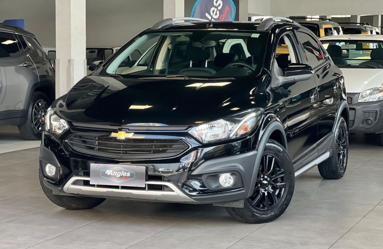 Chevrolet Onix 1.4 MPFi Activ 8v - Foto #3