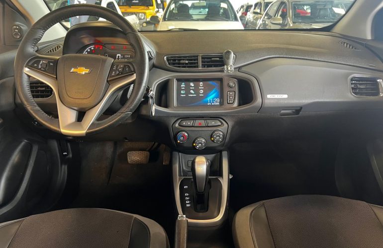 Chevrolet Onix 1.4 MPFi Activ 8v - Foto #5