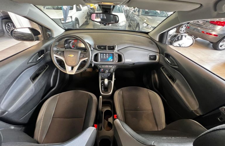 Chevrolet Onix 1.4 MPFi Activ 8v - Foto #6
