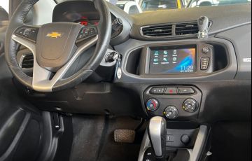 Chevrolet Onix 1.4 MPFi Activ 8v - Foto #7