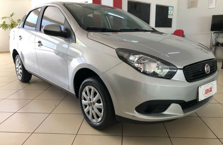 Fiat Grand Siena 1.0 - Foto #2