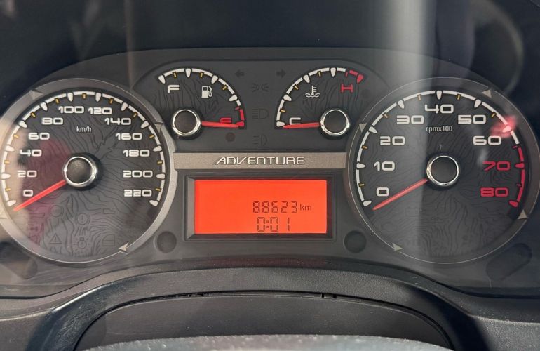 Fiat Strada 1.8 MPi Adventure CD 16v - Foto #5