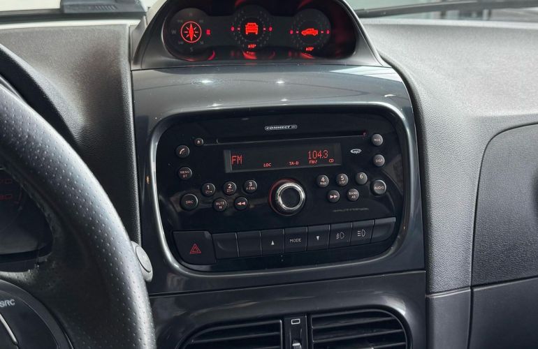 Fiat Strada 1.8 MPi Adventure CD 16v - Foto #10