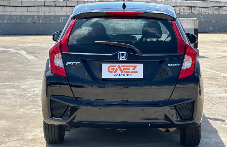 Honda Fit 1.5 LX 16v - Foto #4