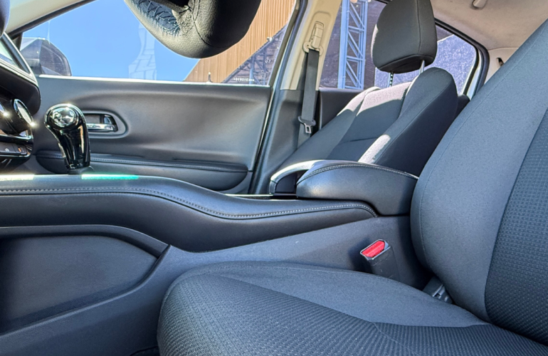 Honda HR-V 1.8 LX CVT - Foto #4