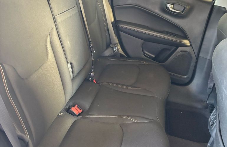 Jeep Compass 2.0 Sport - Foto #3