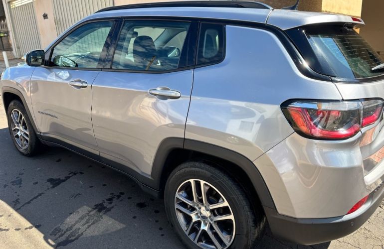 Jeep Compass 2.0 Sport - Foto #9
