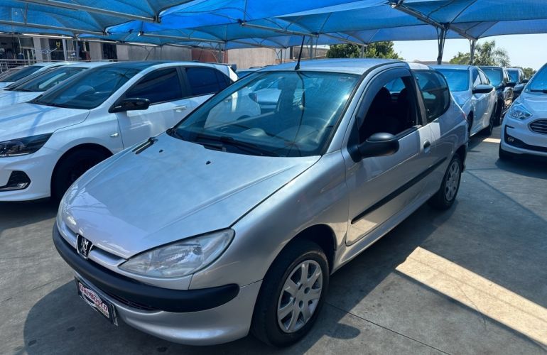 Peugeot 206 Hatch. 1.4 8V (flex) - Foto #1
