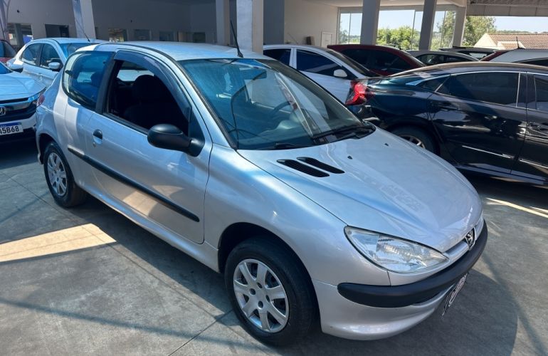 Peugeot 206 Hatch. 1.4 8V (flex) - Foto #3