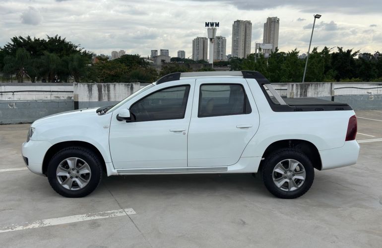 Renault Duster Oroch 2.0 16V Dynamique - Foto #2