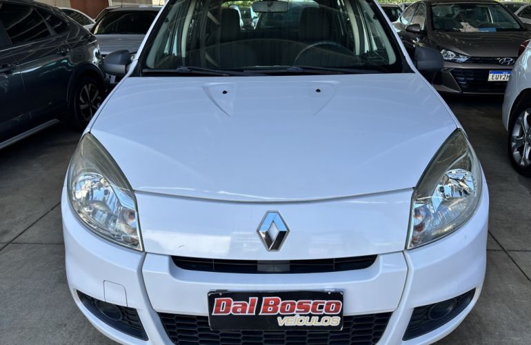 Renault Sandero Authentique 1.0 16V (Flex) - Foto #2