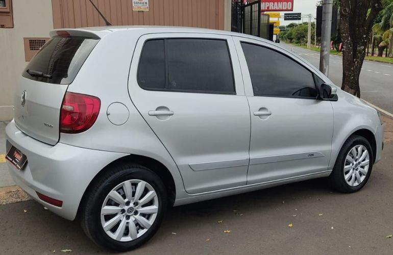 Volkswagen Fox 1.0 Mi Trend 8v - Foto #2