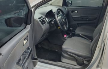 Volkswagen Fox 1.0 Mi Trend 8v - Foto #8