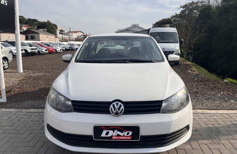 Volkswagen Voyage 1.0 MPI Trendline (Flex) - Foto #2