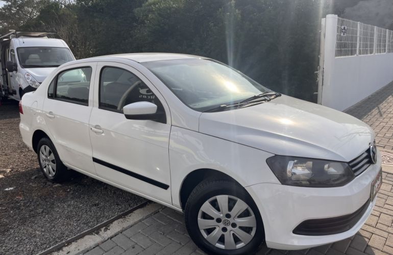 Volkswagen Voyage 1.0 MPI Trendline (Flex) - Foto #3