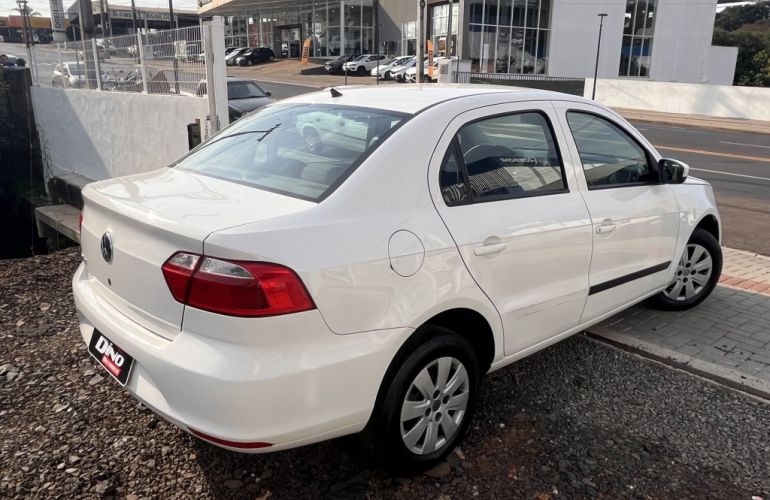 Volkswagen Voyage 1.0 MPI Trendline (Flex) - Foto #5