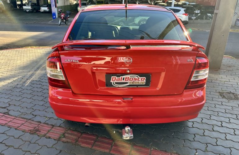 Chevrolet Astra Hatch Sunny 2.0 8V - Foto #5