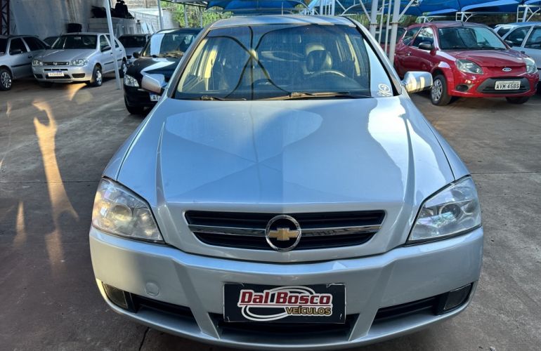 Chevrolet Astra Hatch Advantage 2.0 (Flex) - Foto #2