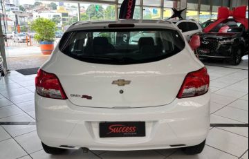 Chevrolet Onix 1.0 MPFi Joy 8v - Foto #6