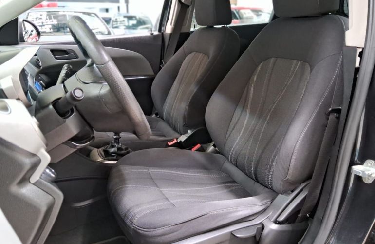Chevrolet Sonic 1.6 LT 16v - Foto #5