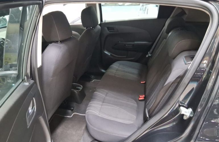 Chevrolet Sonic 1.6 LT 16v - Foto #6