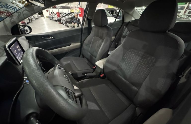 Hyundai Hb20s 1.0 12v Limited Plus - Foto #7