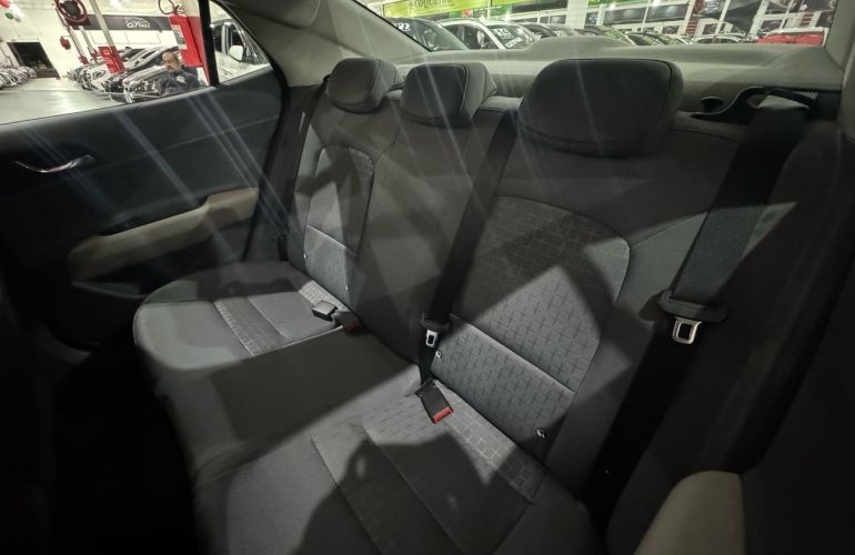 Hyundai Hb20s 1.0 12v Limited Plus - Foto #8