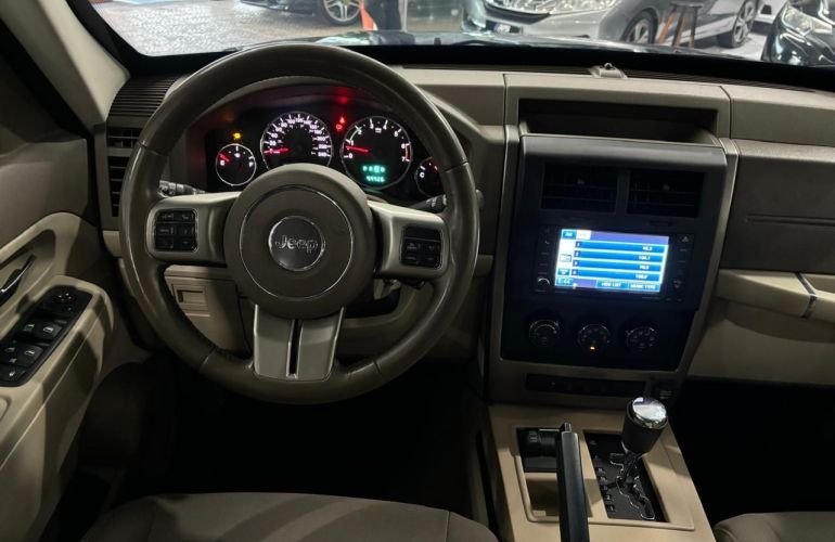 Jeep Cherokee 3.7 Sport 4x4 V6 12v - Foto #10