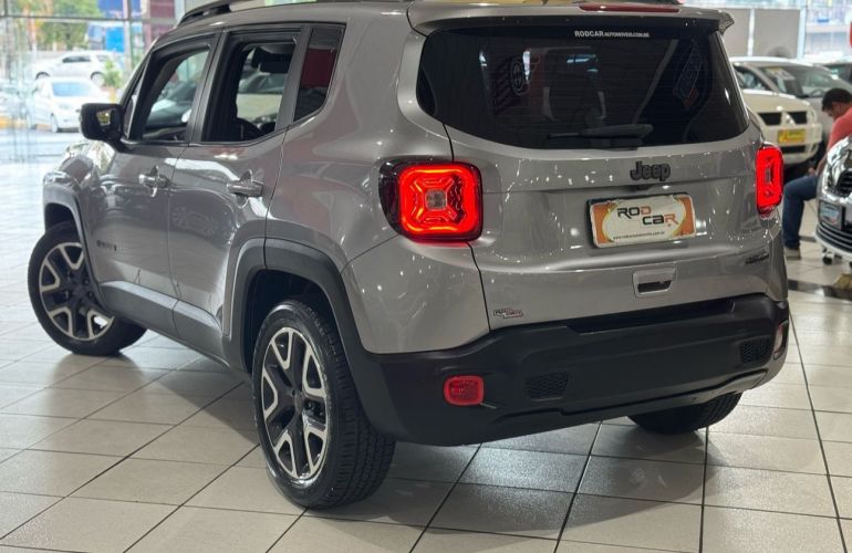 Jeep Renegade 1.8 16V Longitude - Foto #4