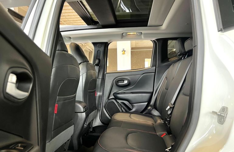 Jeep Renegade 1.3 T270 Turbo Trailhawk 4x4 - Foto #7