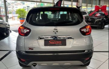 Renault Captur 2.0 16V Intense - Foto #6