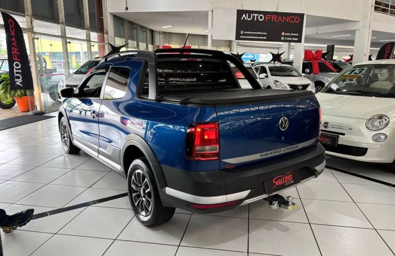 Volkswagen Saveiro 1.6 Cross CD 16v - Foto #4