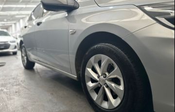Chevrolet Onix 1.0 Flex LT Manual - Foto #8
