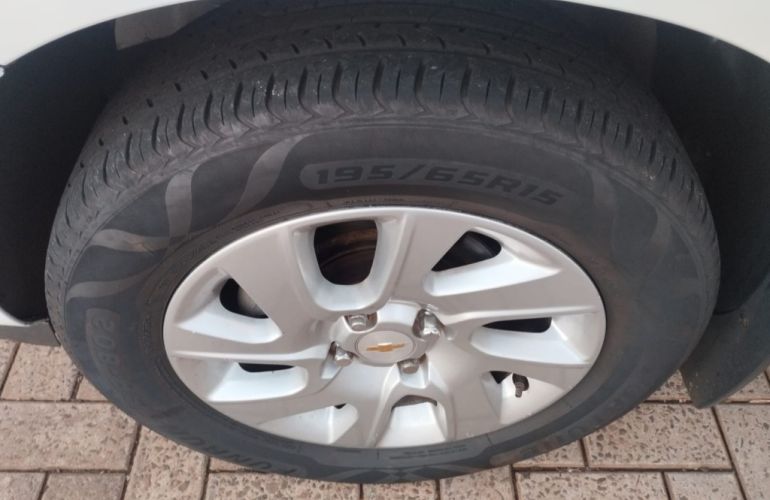 Chevrolet Spin LTZ 7S 1.8 (Flex) - Foto #9