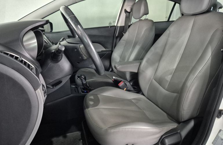 Hyundai HB20S 1.6 Premium (Aut) - Foto #7