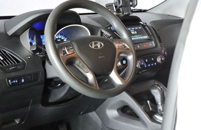 Hyundai Ix35 2.0 MPFi GL 16v - Foto #8