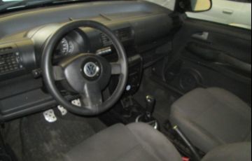 Volkswagen Fox 1.0 8V (Flex) 4p - Foto #3