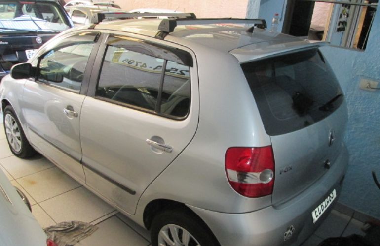 Volkswagen Fox 1.0 8V (Flex) 4p - Foto #5