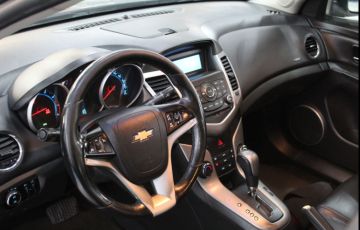 Chevrolet Cruze 1.8 LT 16V Sedan - Foto #3