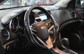 Chevrolet Cruze 1.8 LT 16V Sedan - Foto #4