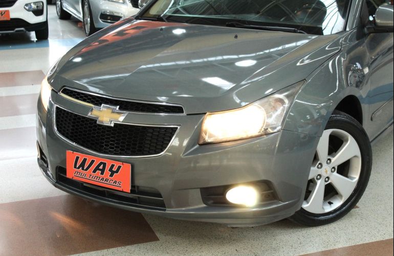 Chevrolet Cruze 1.8 LT 16V Sedan - Foto #6